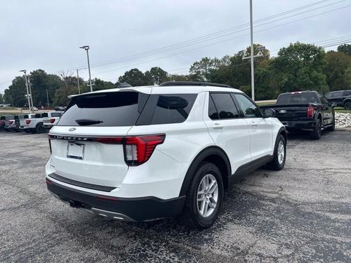 Star White Metallic Tri-Coat 2027 Ford Explorer Active