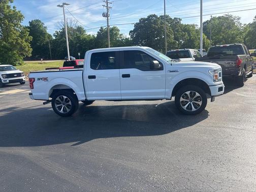 Oxford White 2019 Ford F-150 XL