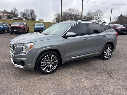 2024 GMC Terrain Denali