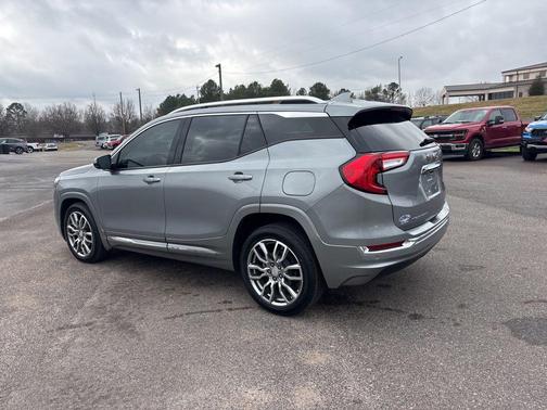 2024 GMC Terrain Denali