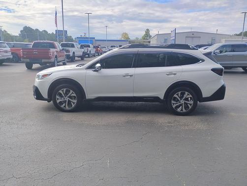 2020 Subaru Outback Touring