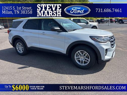 Space White Metallic 2026 Ford Explorer Active