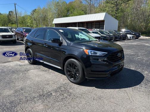 Agate Black Metallic 2024 Ford Edge SE