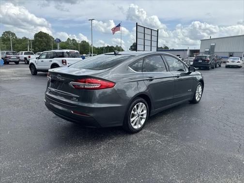 2019 Ford Fusion Hybrid SE