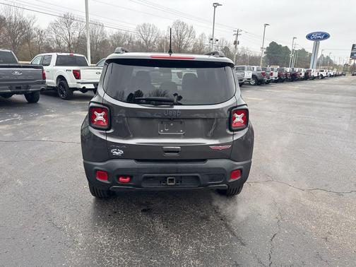 2020 Jeep Renegade Trailhawk