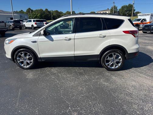 White Platinum Tricoat 2014 Ford Escape SE