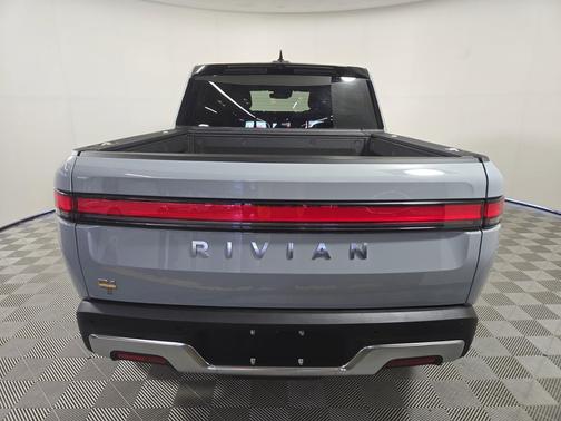 2023 Rivian R1T Adventure Quad Motor Large Pack