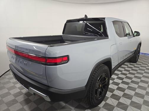 2023 Rivian R1T Adventure Quad Motor Large Pack