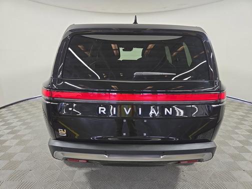 Midnight 2024 Rivian R1S Adventure Quad Motor Large Pack