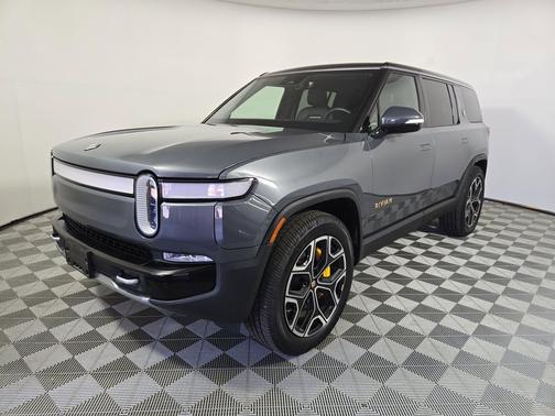 2022 Rivian R1S Launch Edition