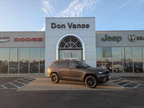 2025 Jeep Grand Cherokee Altitude