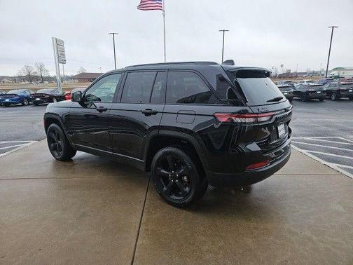 2024 Jeep Grand Cherokee Altitude