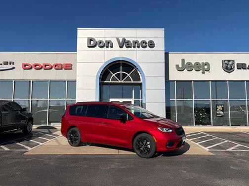 2026 Chrysler Pacifica L