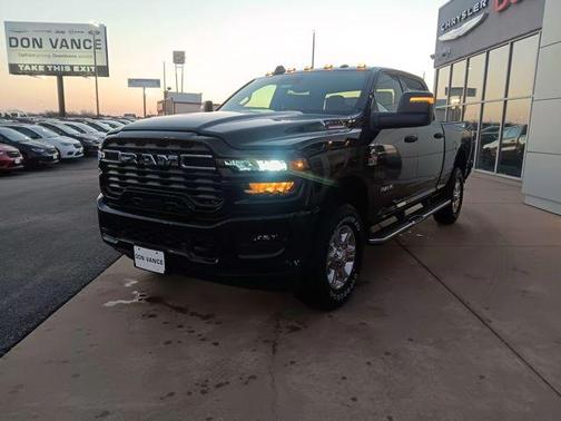 2026 RAM 2500 Big Horn Crew Cab 4x4 6'4' Box