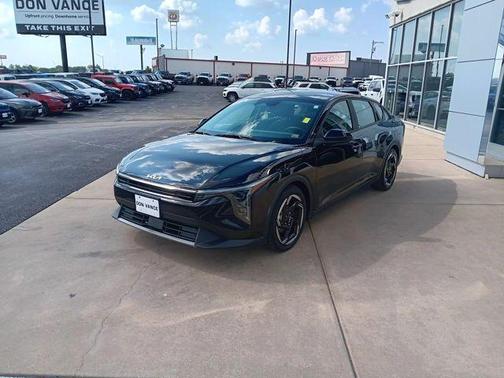 2025 Kia K4 EX