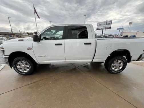 2025 RAM 2500 Big Horn Crew Cab 4x4 6'4' Box