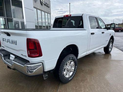 2025 RAM 2500 Big Horn Crew Cab 4x4 6'4' Box