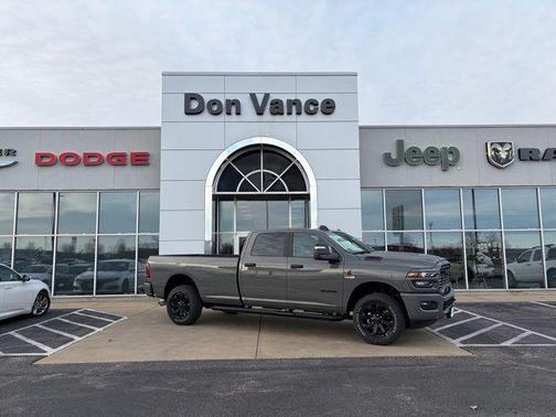 2026 RAM 3500 Big Horn Crew Cab 4x4 8' Box