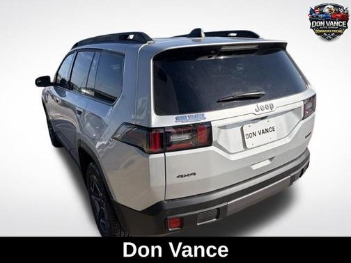 Silver Zynith Clearcoat 2026 Jeep Cherokee Limited