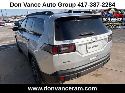 Silver Zynith Clearcoat 2026 Jeep Cherokee Limited