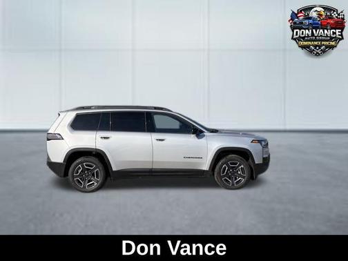 Silver Zynith Clearcoat 2026 Jeep Cherokee Limited