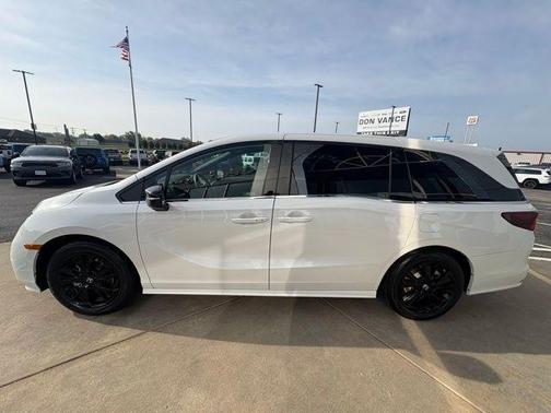 2024 Honda Odyssey Sport
