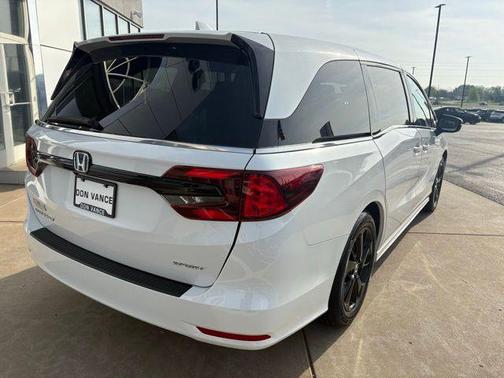 2024 Honda Odyssey Sport