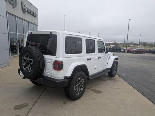 2026 Jeep Wrangler 4-Door Sahara 4x4