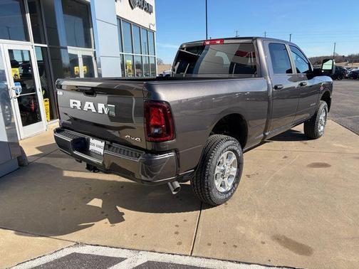 2026 RAM 2500 Big Horn Crew Cab 4x4 6'4' Box