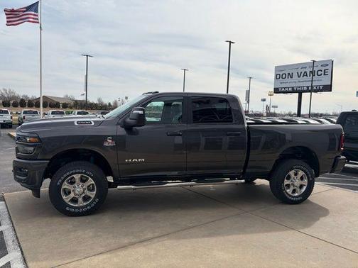 2026 RAM 2500 Big Horn Crew Cab 4x4 6'4' Box