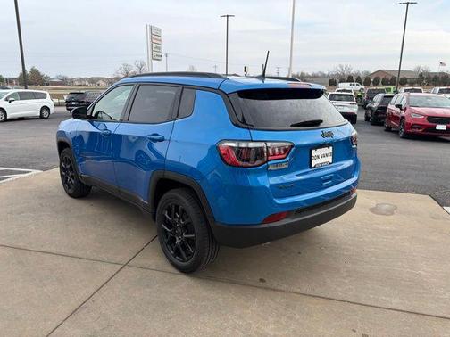 2026 Jeep Compass Latitude
