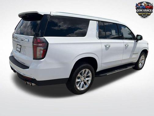 Summit White 2023 Chevrolet Suburban Premier