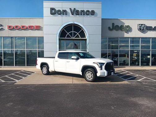 2022 Toyota Tundra SR5