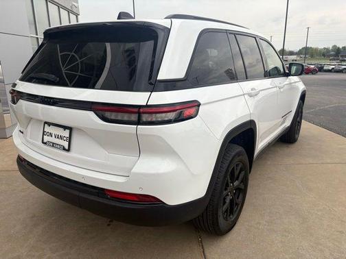 2024 Jeep Grand Cherokee Altitude