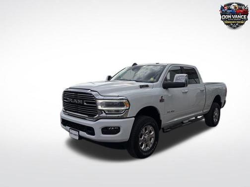 2024 RAM 2500 Laramie Crew Cab 4x4 6'4' Box