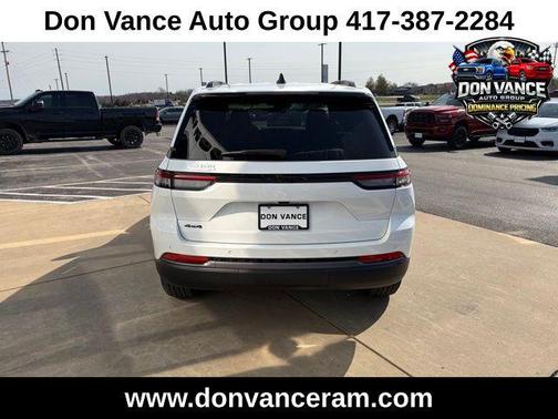 2026 Jeep Grand Cherokee Altitude