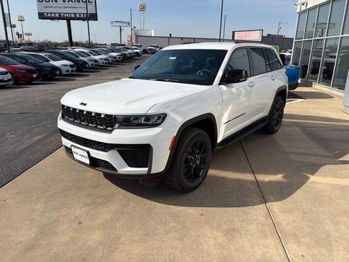 2026 Jeep Grand Cherokee Altitude