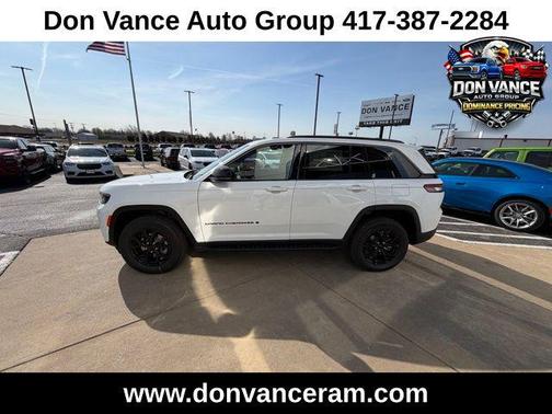 2026 Jeep Grand Cherokee Altitude