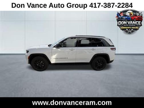 2026 Jeep Grand Cherokee Altitude