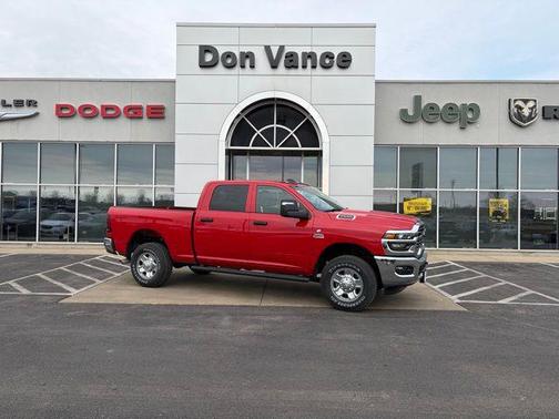 2026 RAM 2500 Tradesman Crew Cab 4x4 6'4' Box