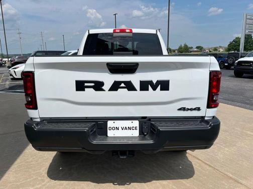2025 RAM 2500 Tradesman Crew Cab 4x4 6'4' Box