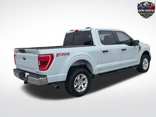 White Metallic 2022 Ford F-150 XLT