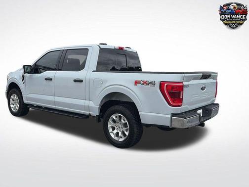 White Metallic 2022 Ford F-150 XLT