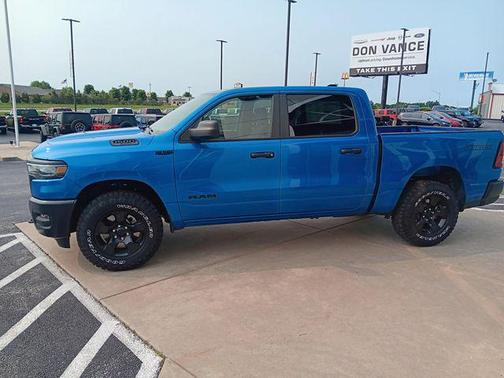 2025 RAM 1500 Warlock Crew Cab 4x4 5'7' Box