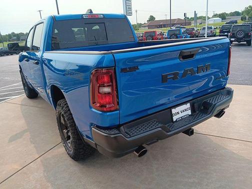 2025 RAM 1500 Warlock Crew Cab 4x4 5'7' Box