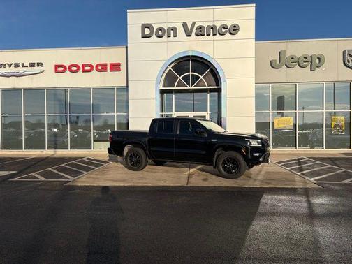 2023 Nissan Frontier SV