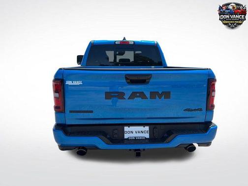 Hydro Blue Pearlcoat 2026 RAM 1500 Big Horn/Lone Star