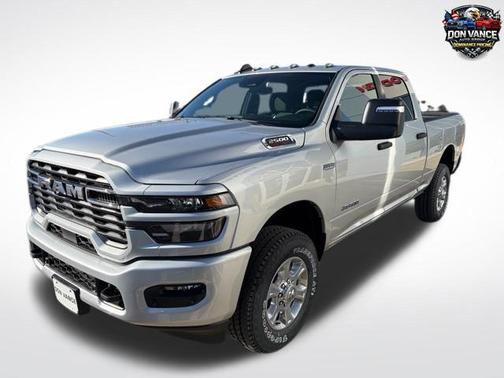 Silver Zynith 2026 RAM 2500 Big Horn Crew Cab 4x4 6'4' Box