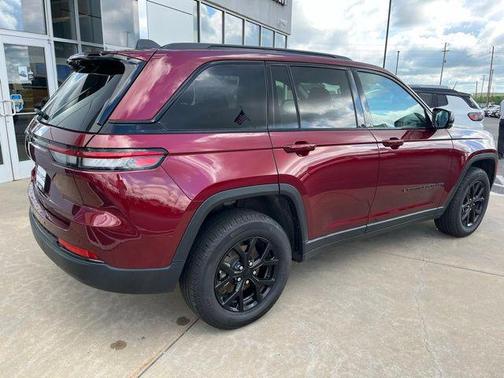 2024 Jeep Grand Cherokee Altitude