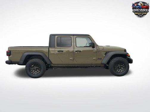 41 2026 Jeep Gladiator Sport S